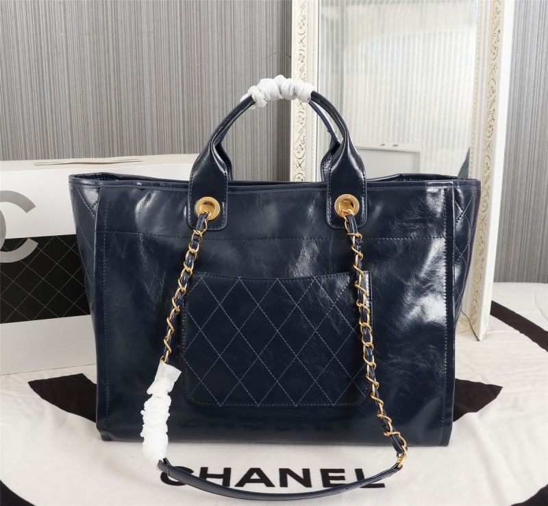 Ch**el shopping bags